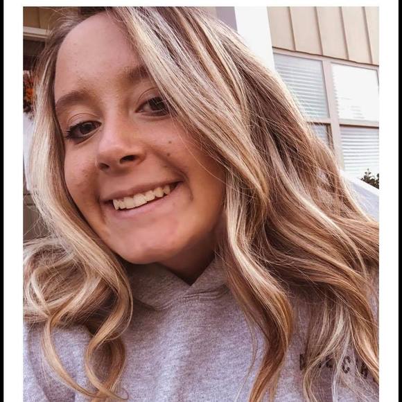 Meet your Posher, Rebecca - Picture 1 of 1